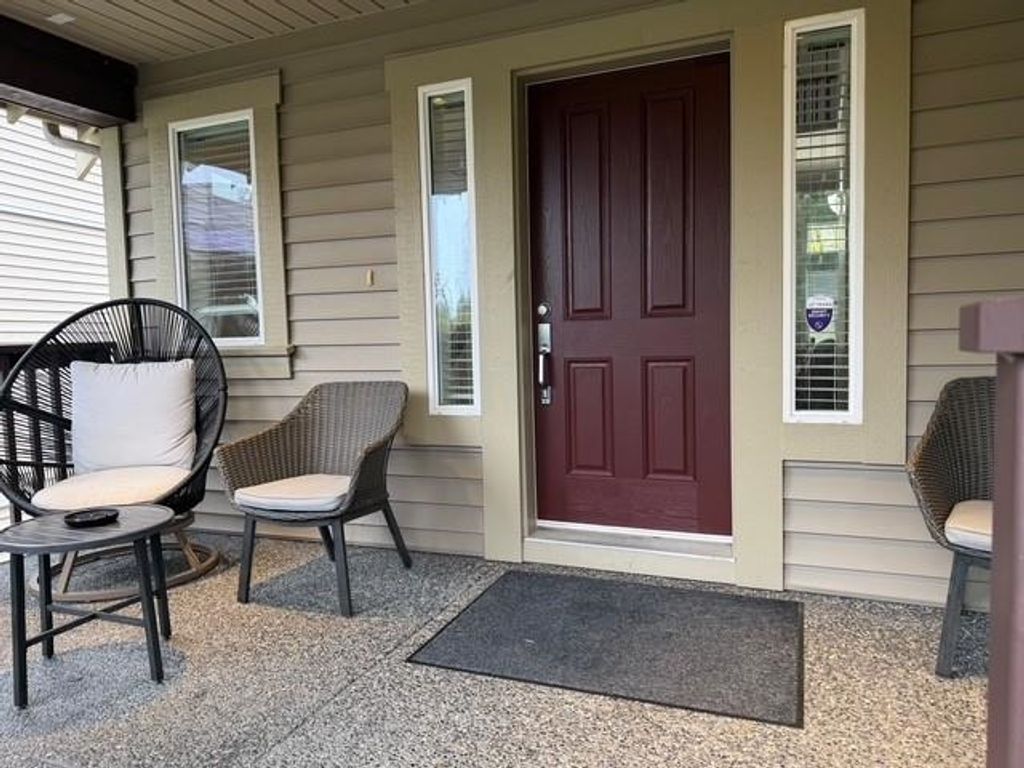 Photo of 13691 Blake Loop, Maple Ridge, BC V4R 0B3 (MLS # R3112500)