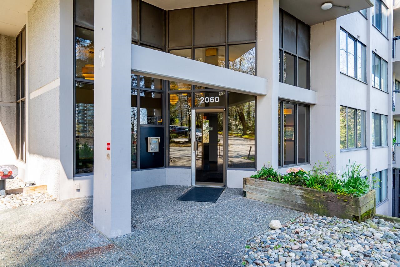 2060 Bellwood Avenue 303