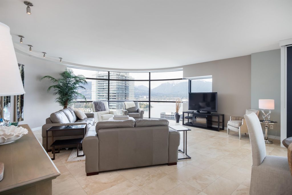 listing image 1106563663574588635
