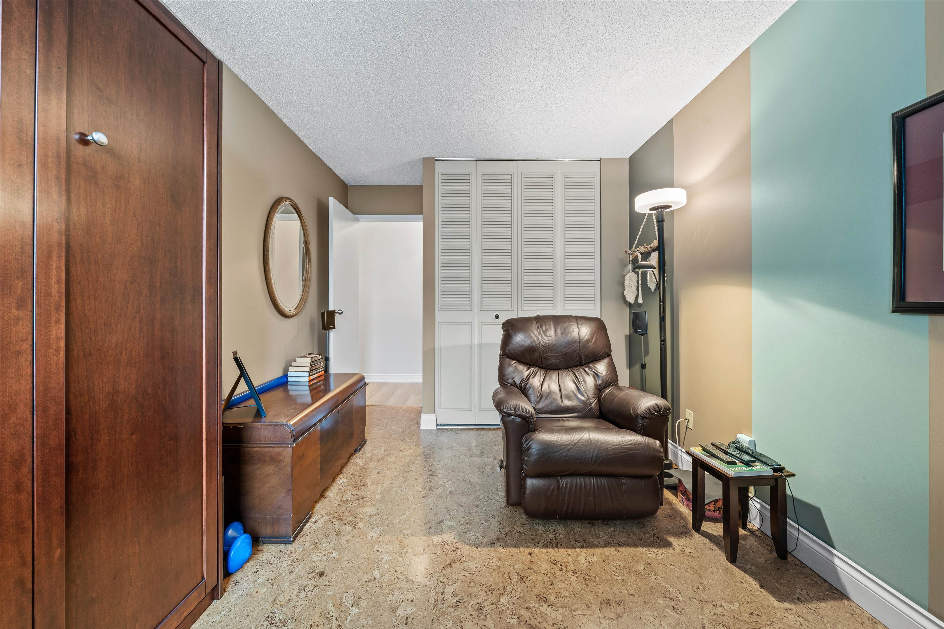 502-710 SEVENTH AVENUE, NEW WESTMINSTER, BC V3M 5V3 Condo For Sale