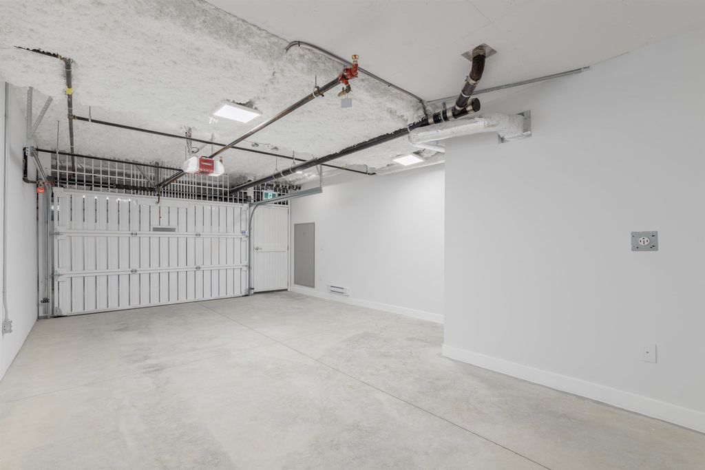 listing image 1100748091527187256