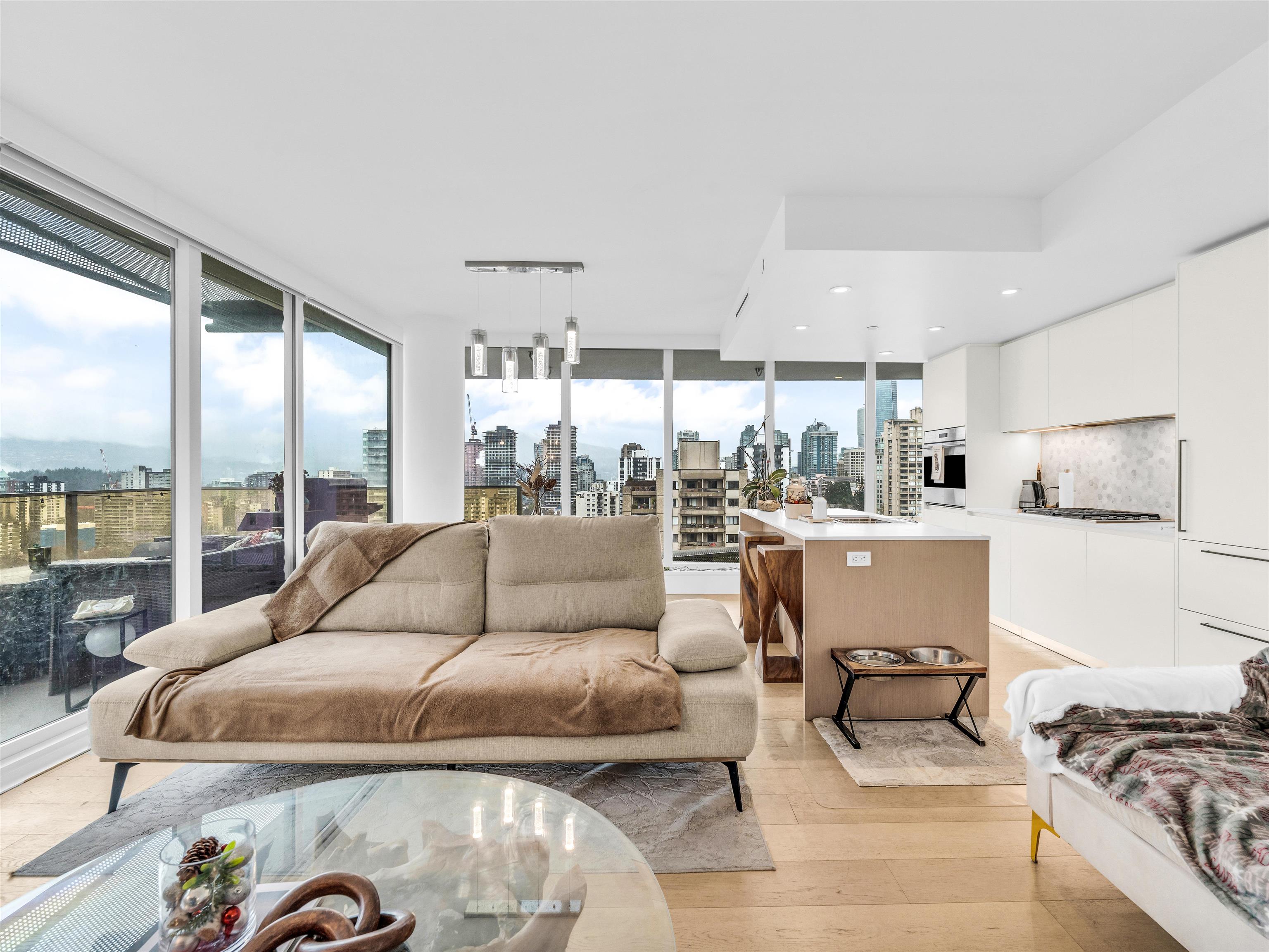 1365 Davie Street 1401