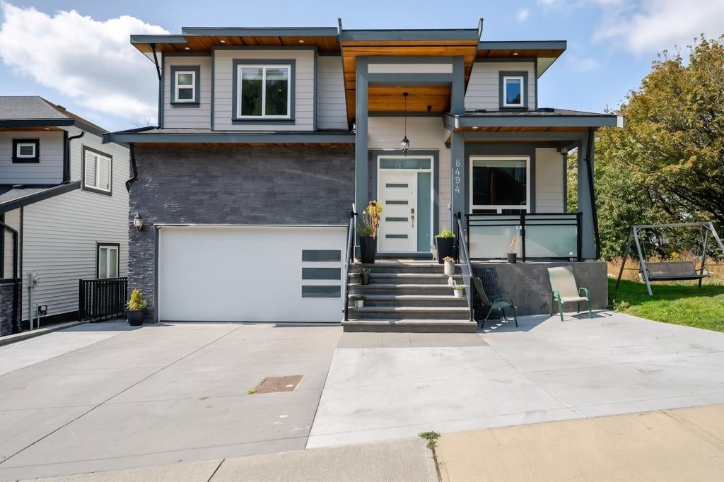 Photo of 8494 Forest Gate Drive, Chilliwack, BC V4Z 0C7 (MLS # R3162699)
