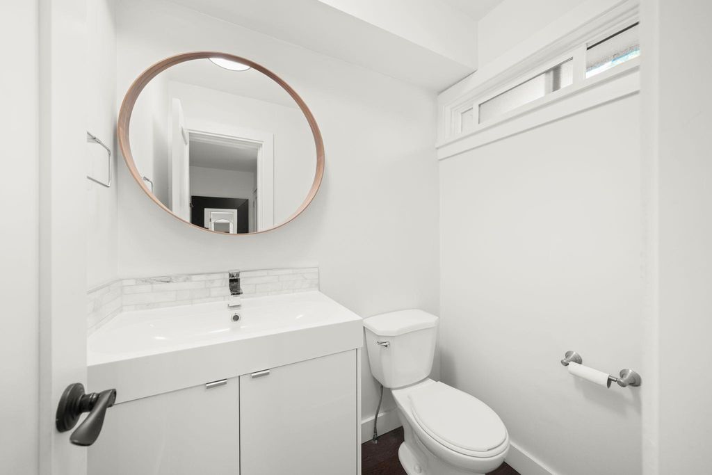 listing image 1109004533401872931