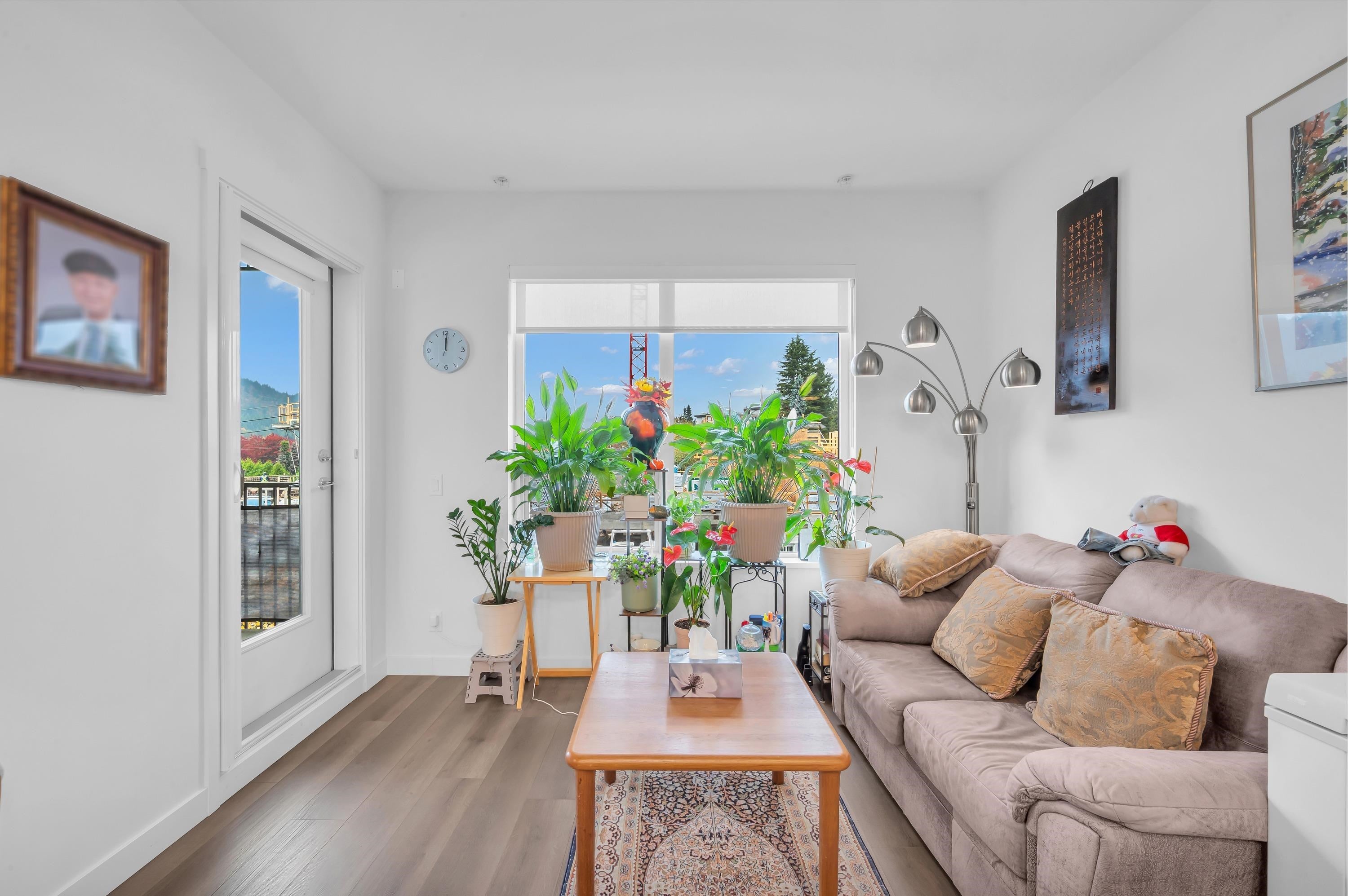 648 Lea Avenue 210