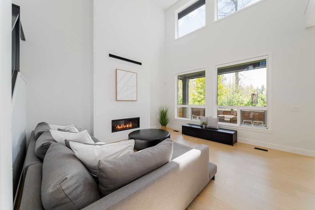 Photo of 20530 77a Avenue, Langley, BC V2Y 4K3 (MLS # R3113075)