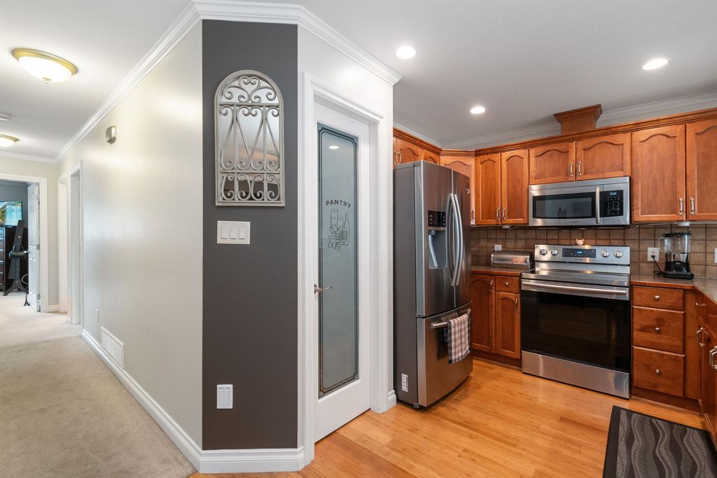 listing image 1101329243642935445