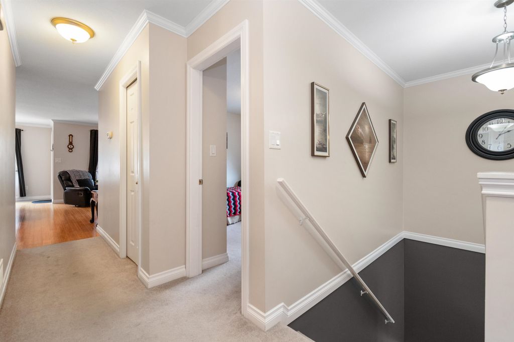 listing image 1107341845563135253