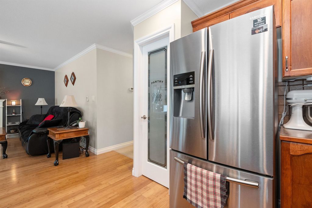 listing image 1109592633712179642