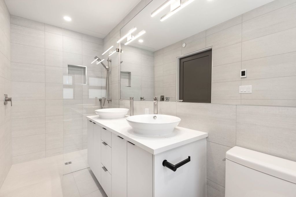 listing image 1108391022262902307