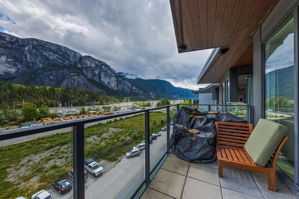 listing image 1103640271769609157