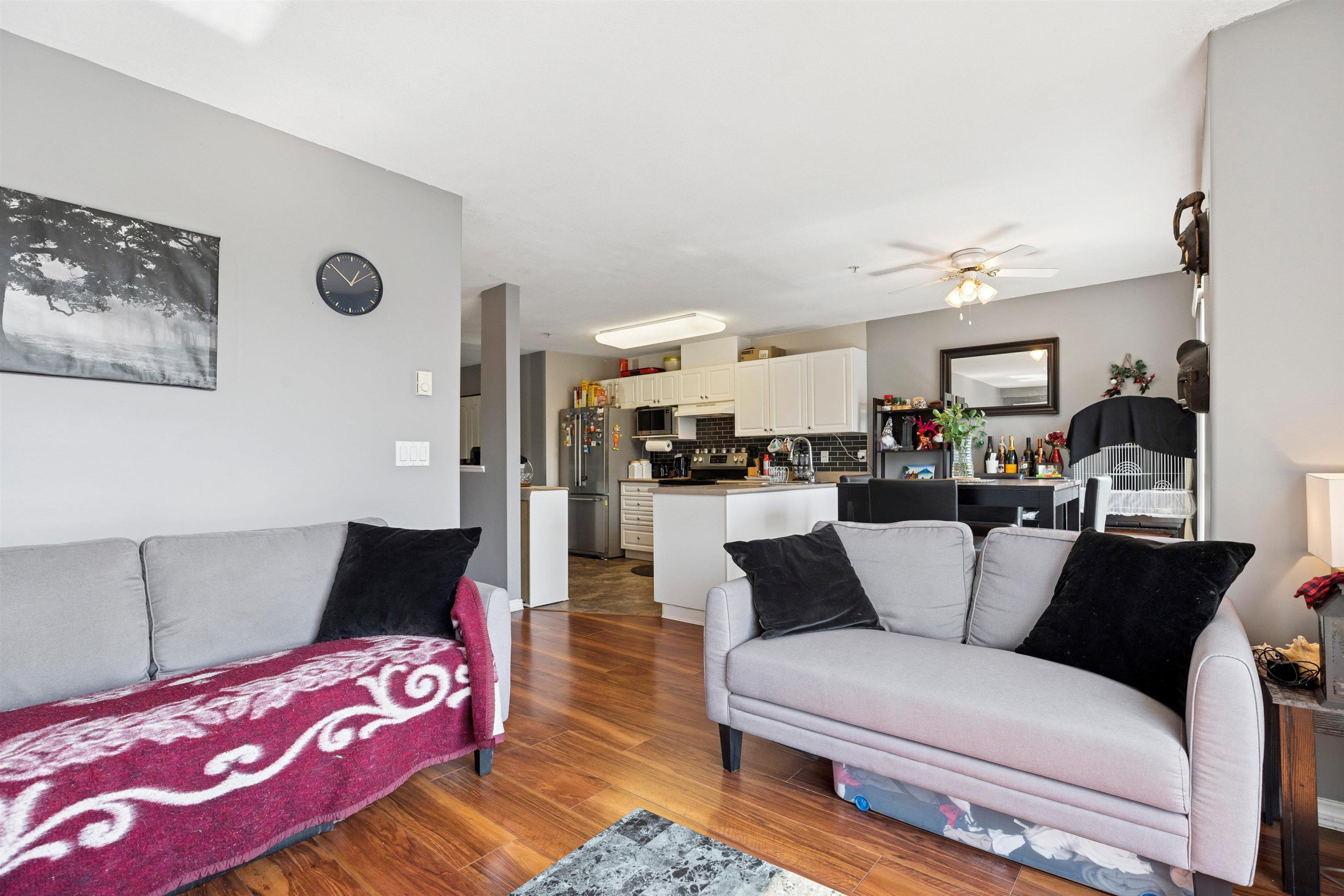 22230 North Avenue 405