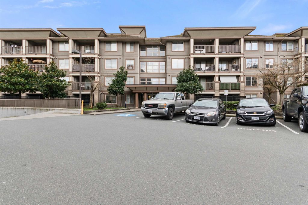 Photo of 45555 Yale Road #108, Chilliwack, BC V2P 0A9 (MLS # R3095872)