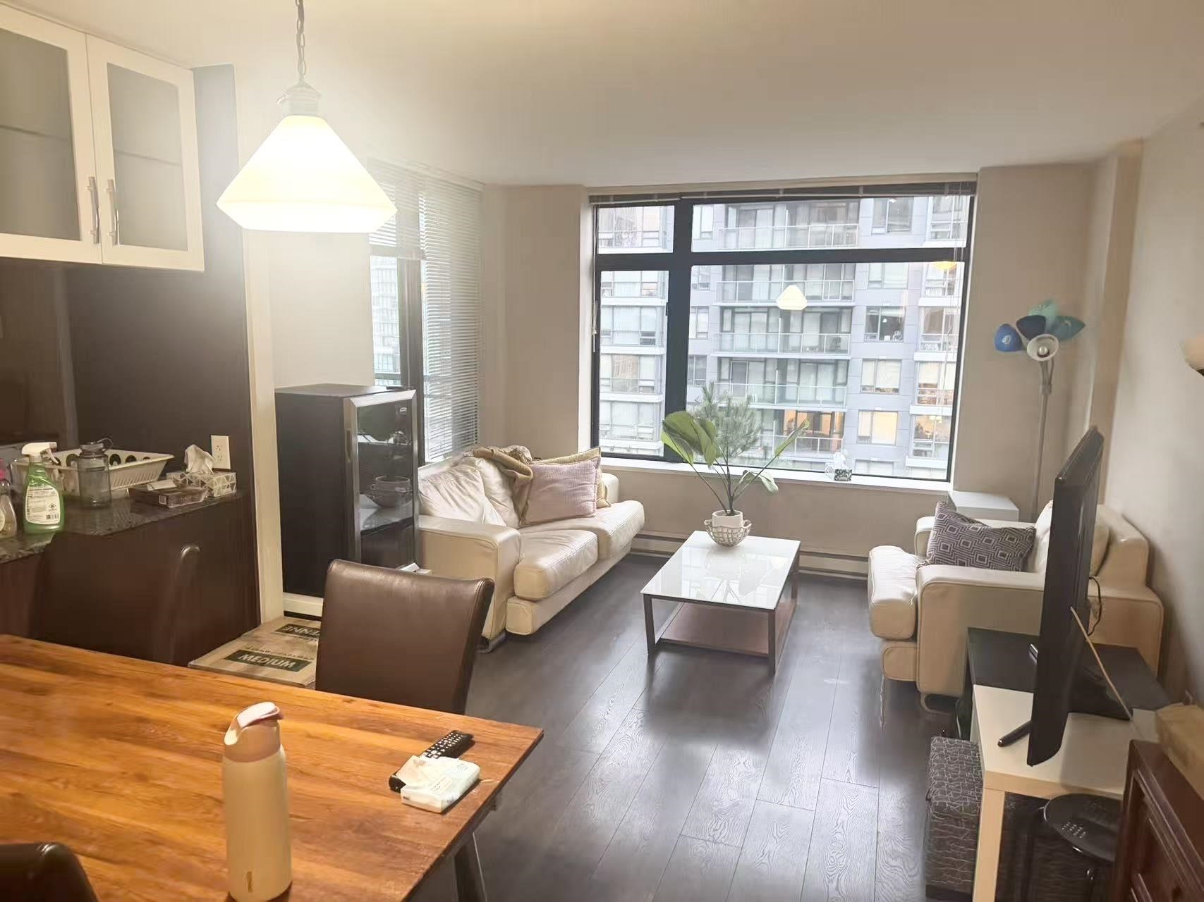 6351 Buswell Street 1008