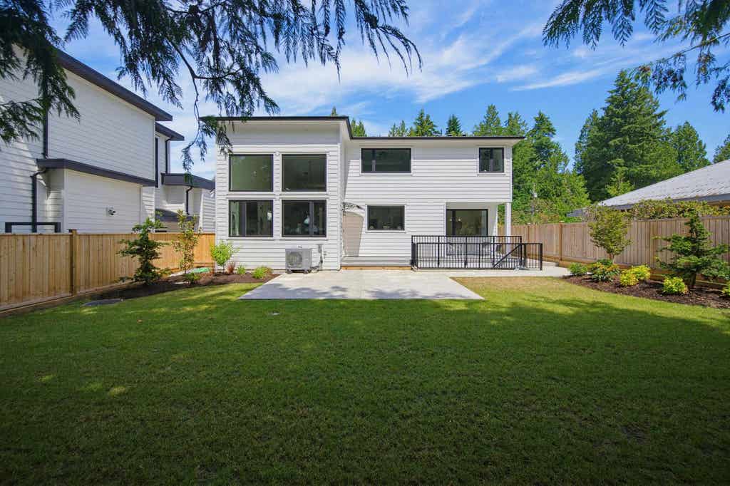 Photo of 20452 46a Avenue, Langley, BC V3A 3J8 (MLS # R3139937)