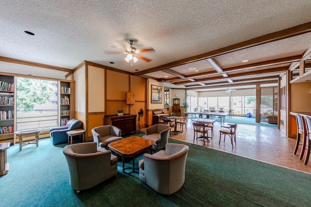 listing image 1109375556751647571