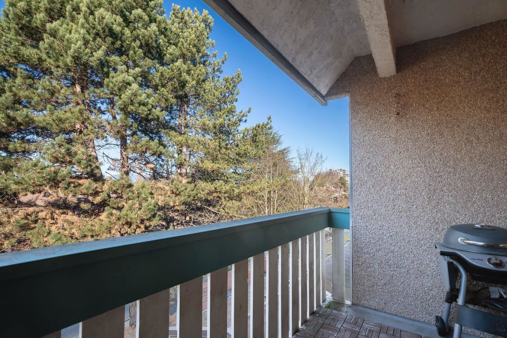 listing image 1100555750534287694