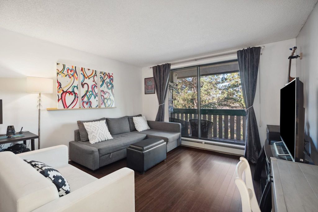 listing image 1105482437816302600