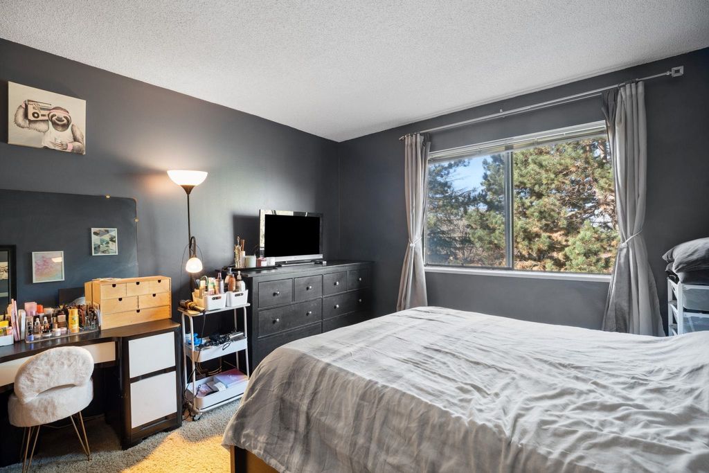 listing image 1104717965387164511