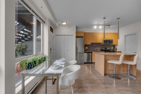 735 W 15th Street 103 North Vancouver BC V7M 0B8