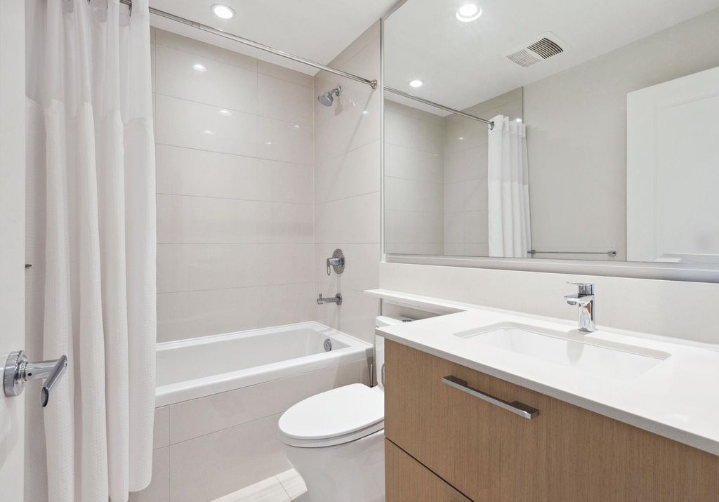 listing image 1104022492075263767