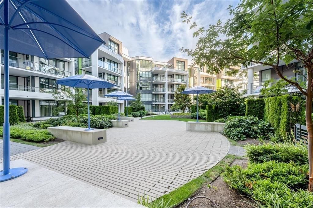 listing image 1101842212974014218