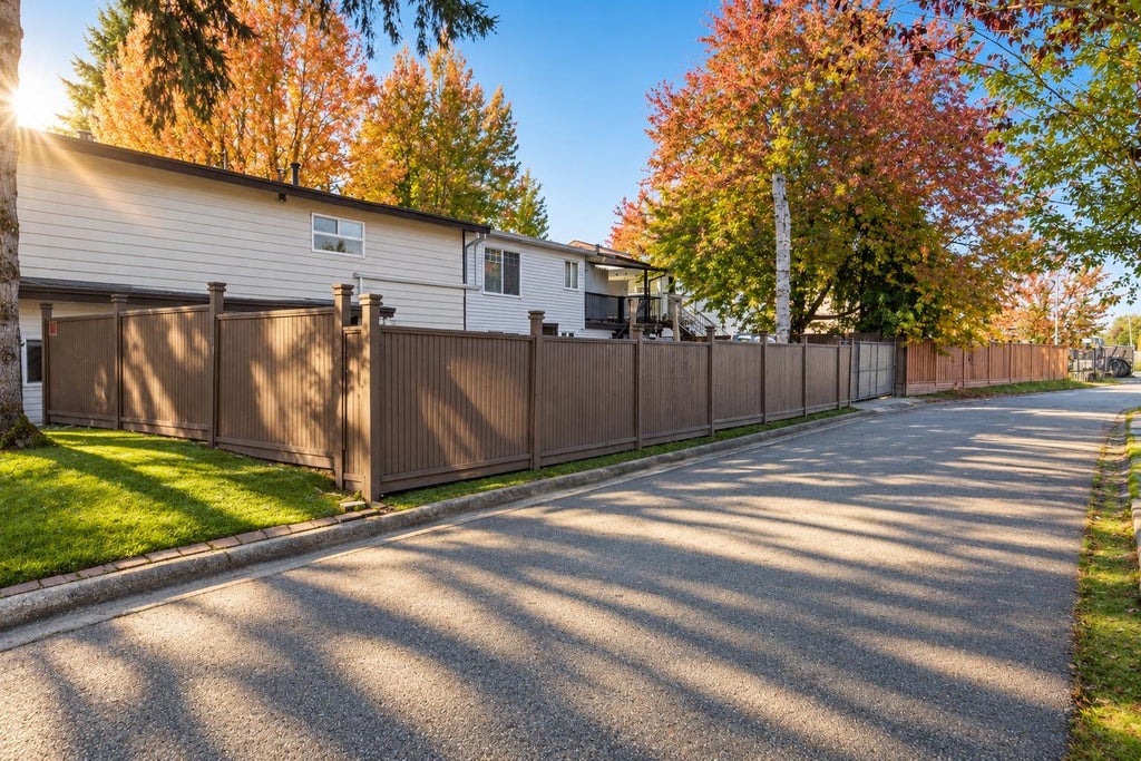 Photo of 15159 93 Avenue, Surrey, BC V3R 7A7 (MLS # R3177868)