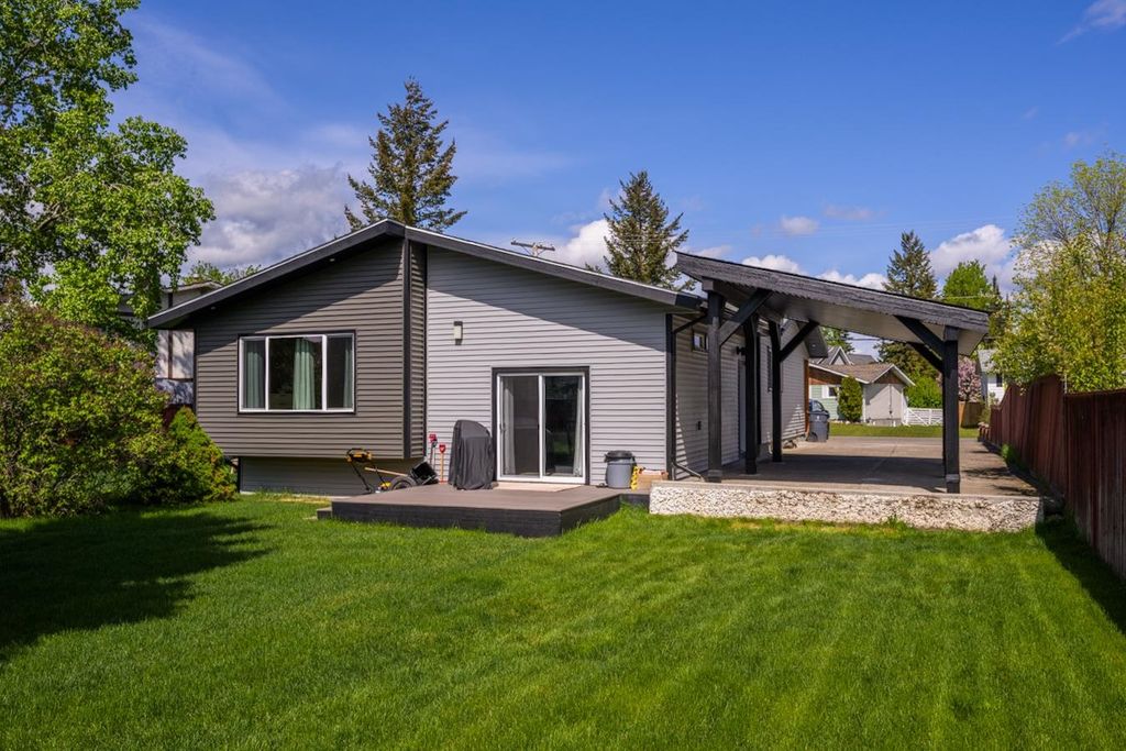 listing image 1102957218269317895