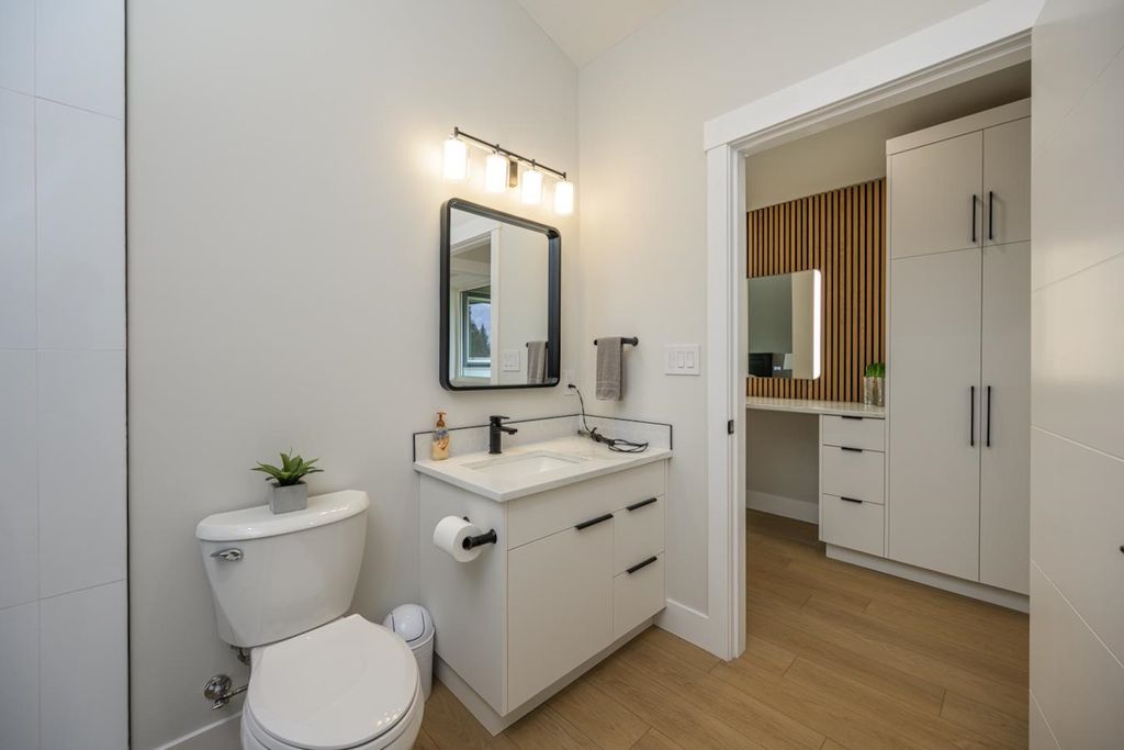 listing image 1108514692176720038