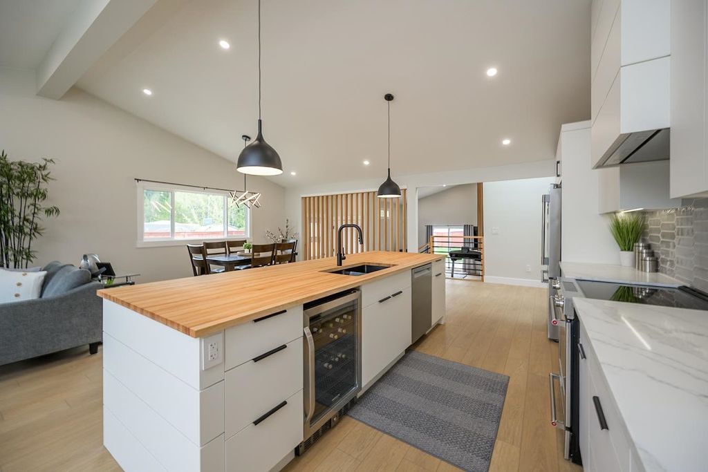 listing image 1106407752642019503