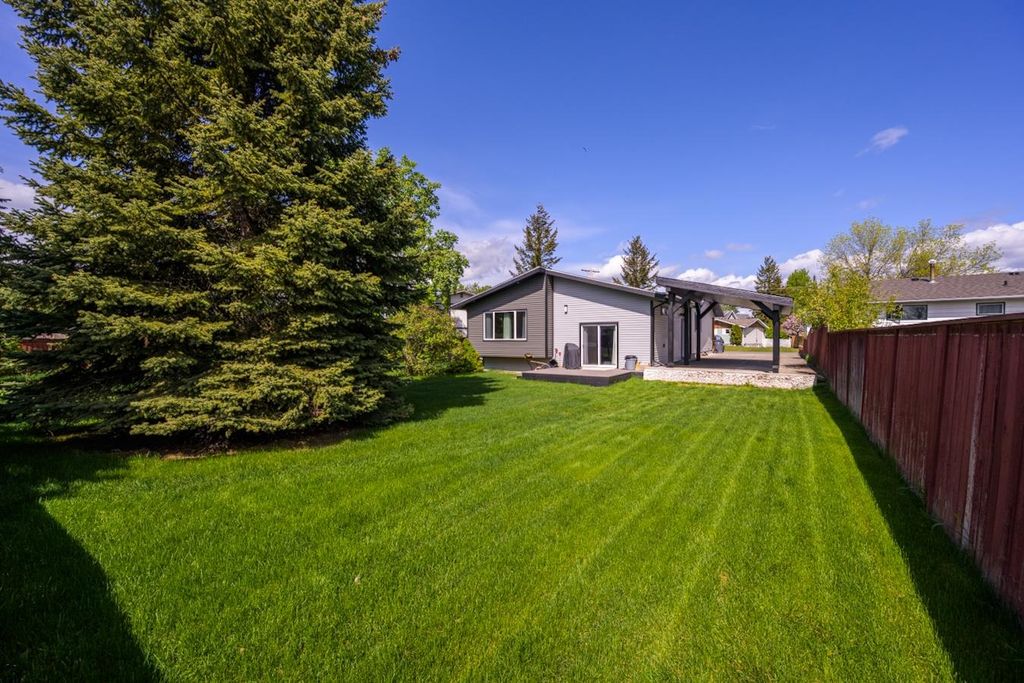 listing image 1105656171219465375