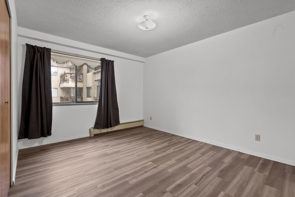 Photo of 31955 Old Yale Road #235, Abbotsford, BC V2T 4N1 (MLS # R3111545)