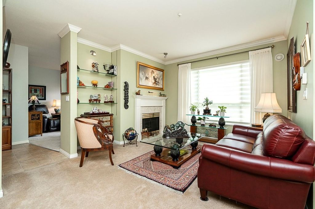 listing image 1102437335576979657