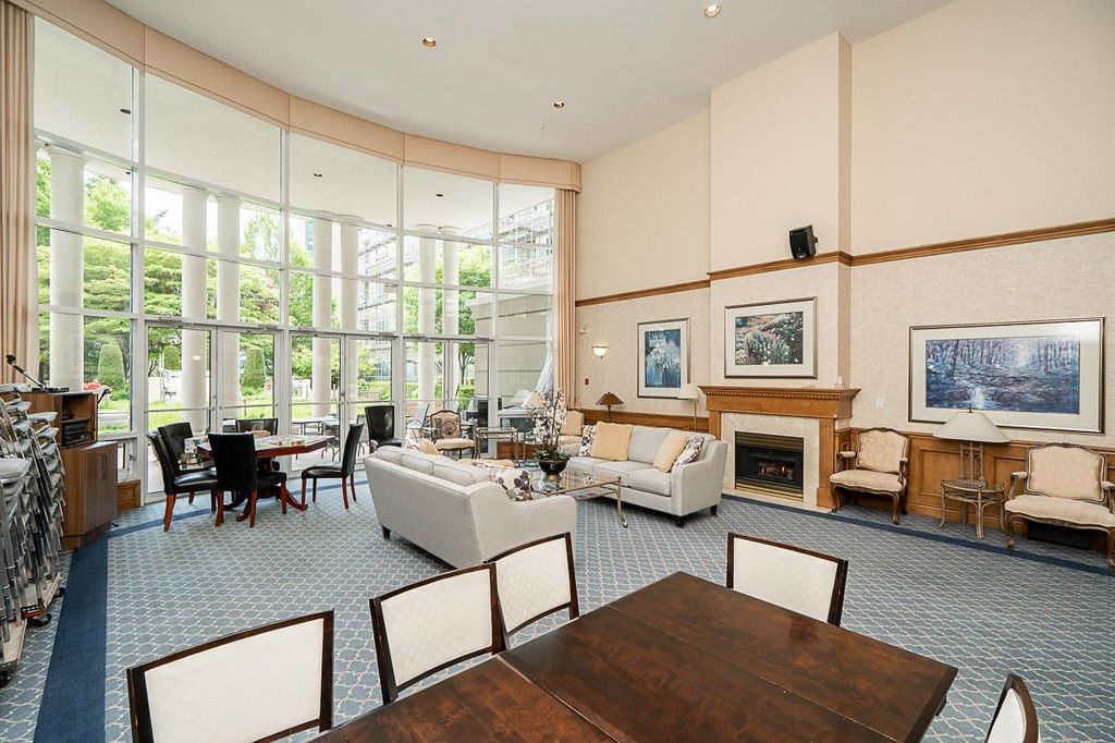 listing image 1106743479174221521