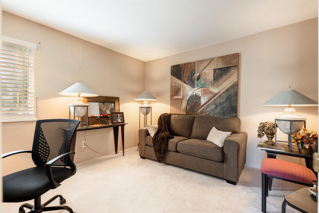 listing image 1107551595321383198