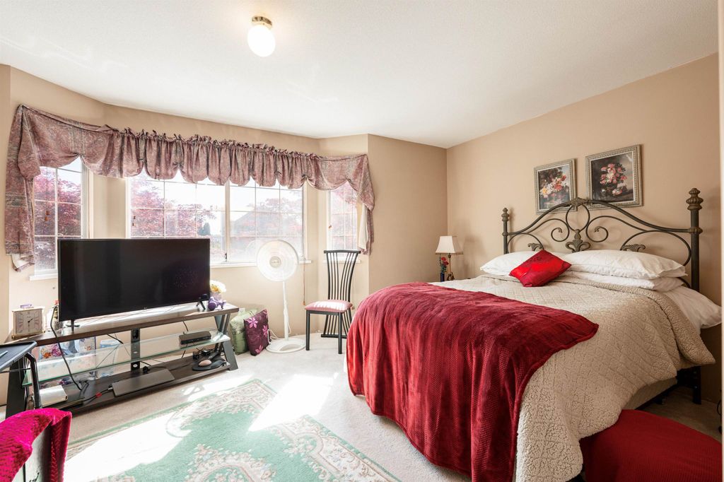 listing image 1108847644202231954