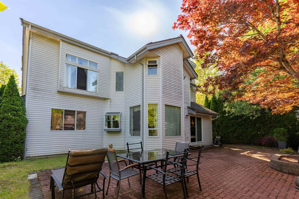 listing image 1108963833867657124