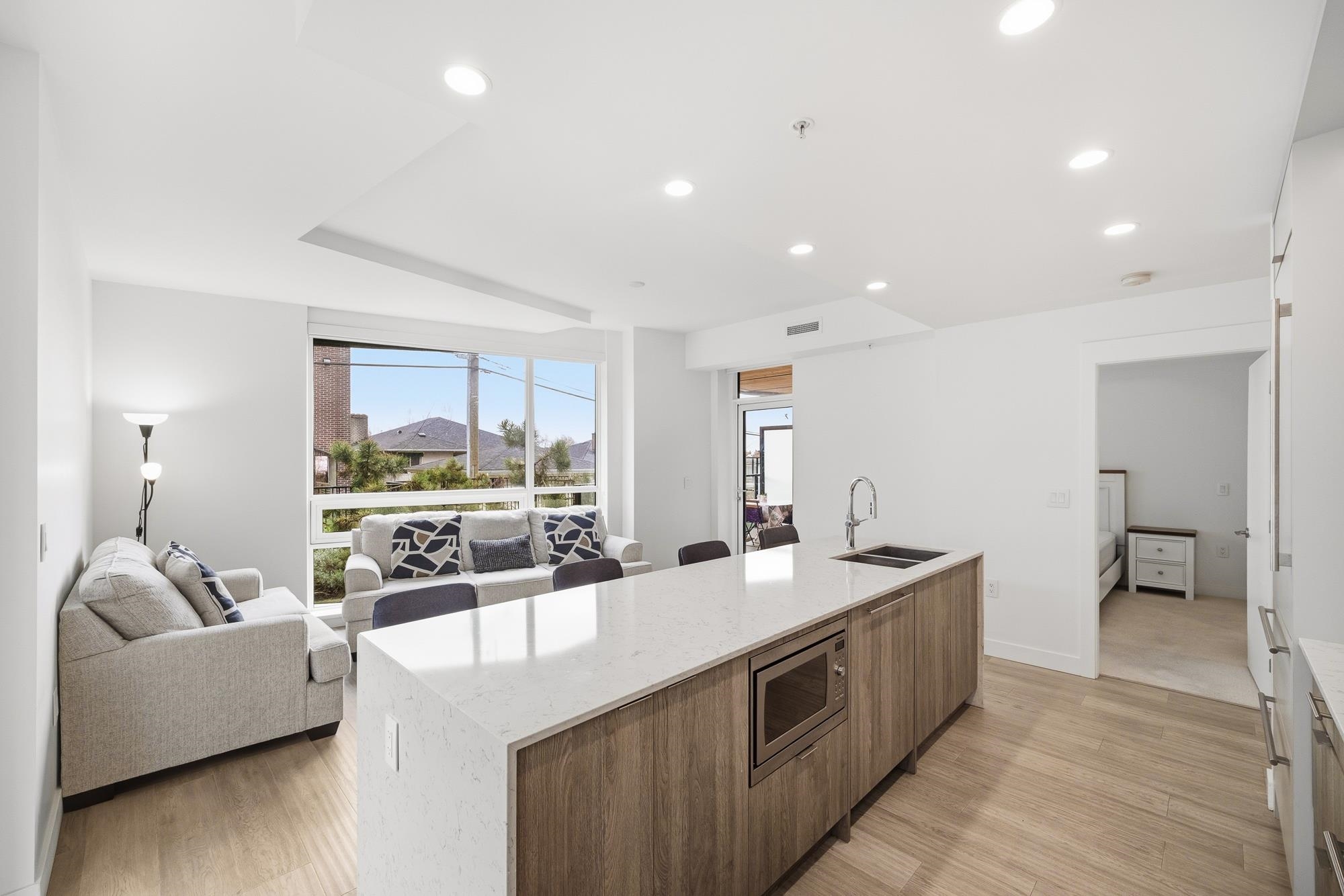 7638 Cambie Street 103