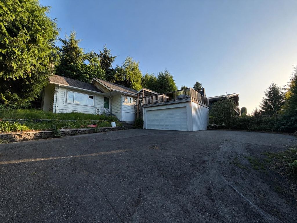 Photo of 4660 207b Street, Langley, BC V3A 7P1 (MLS # R3132012)