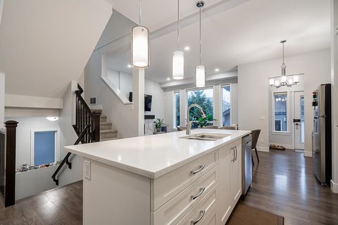 20427 83b Avenue Langley BC V2Y 0R6