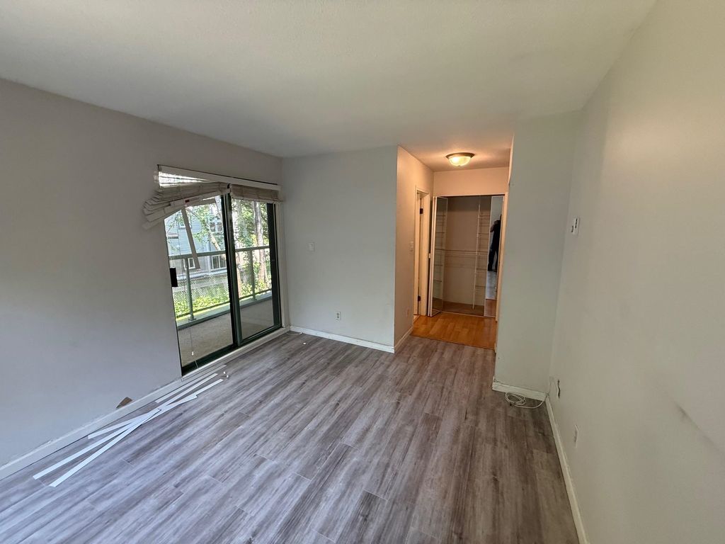 listing image 1100549729361392243