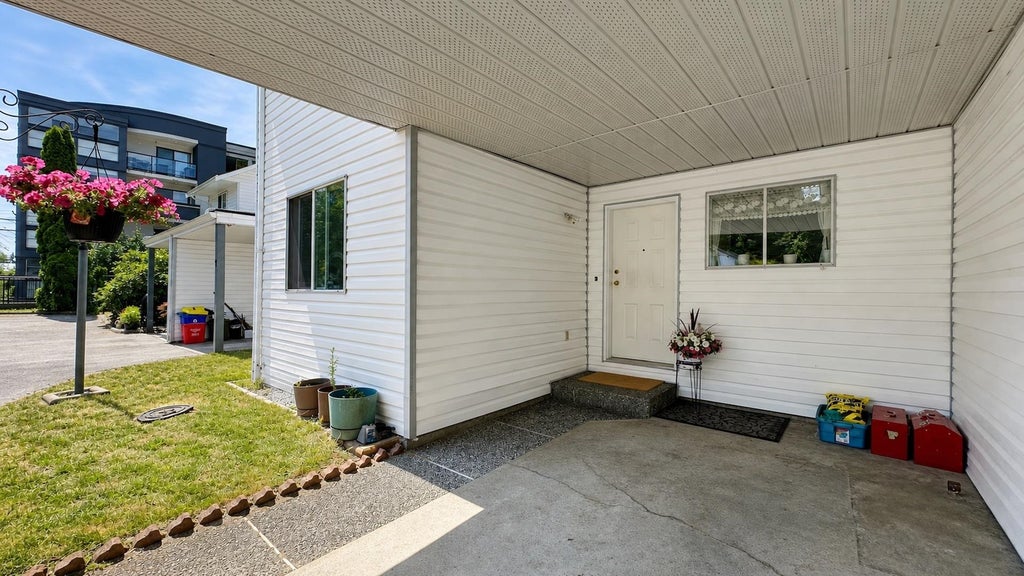 Photo of 12075 207a Street #3, Maple Ridge, BC V2X 9X7 (MLS # R3140435)