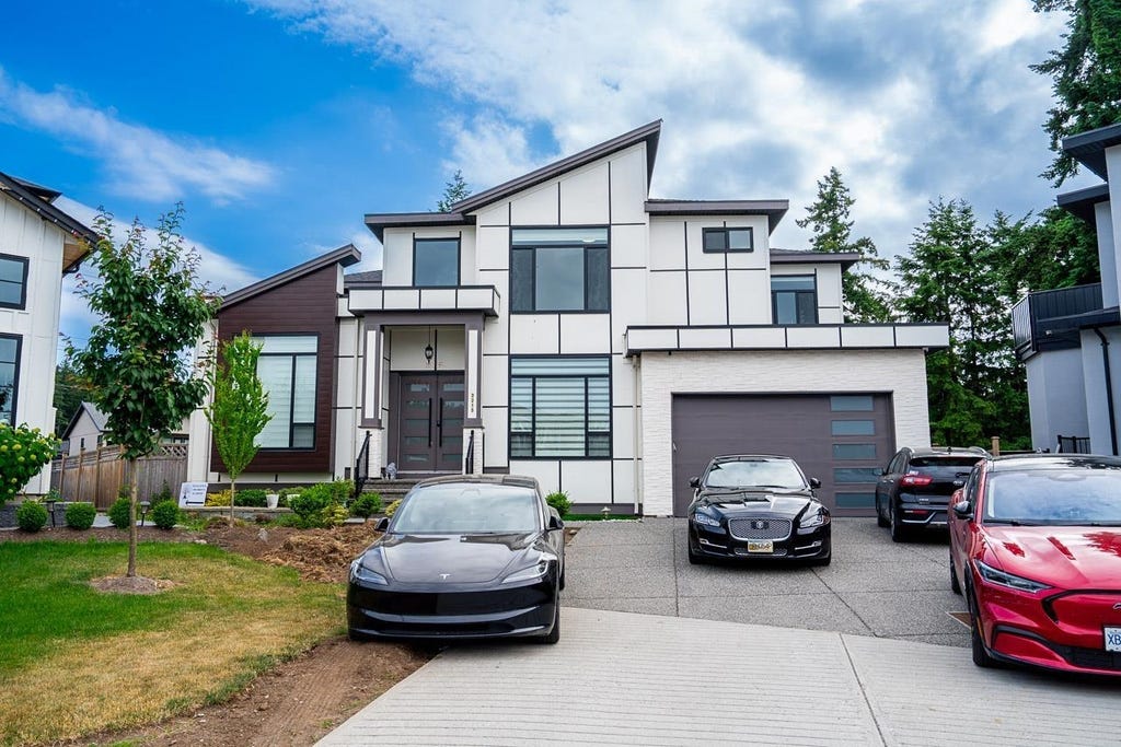 Photo of 3215 197 Street, Langley, BC V3A 0N9 (MLS # R3156665)
