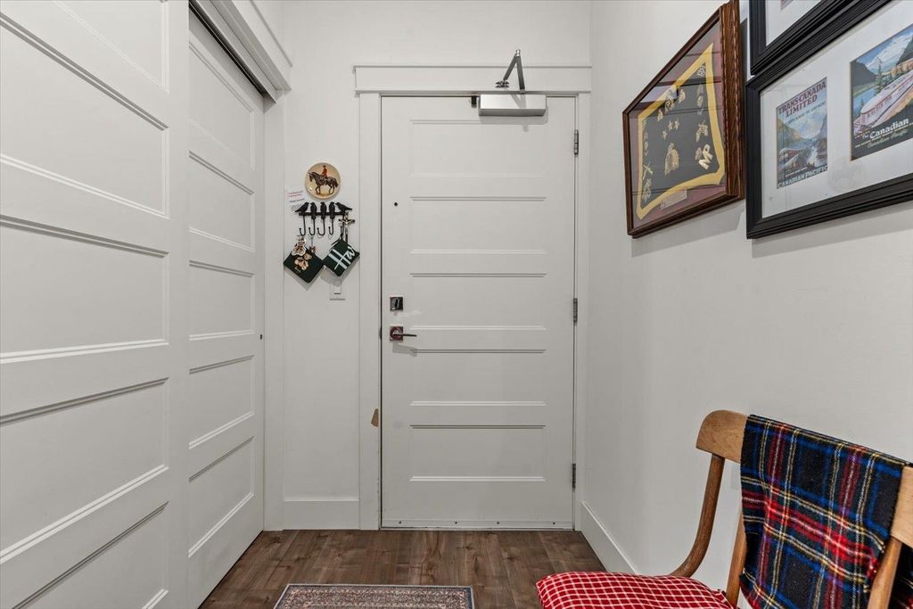 Photo of 5384 Tyee Lane #209, Chilliwack, BC V2R 6C8 (MLS # R3115211)