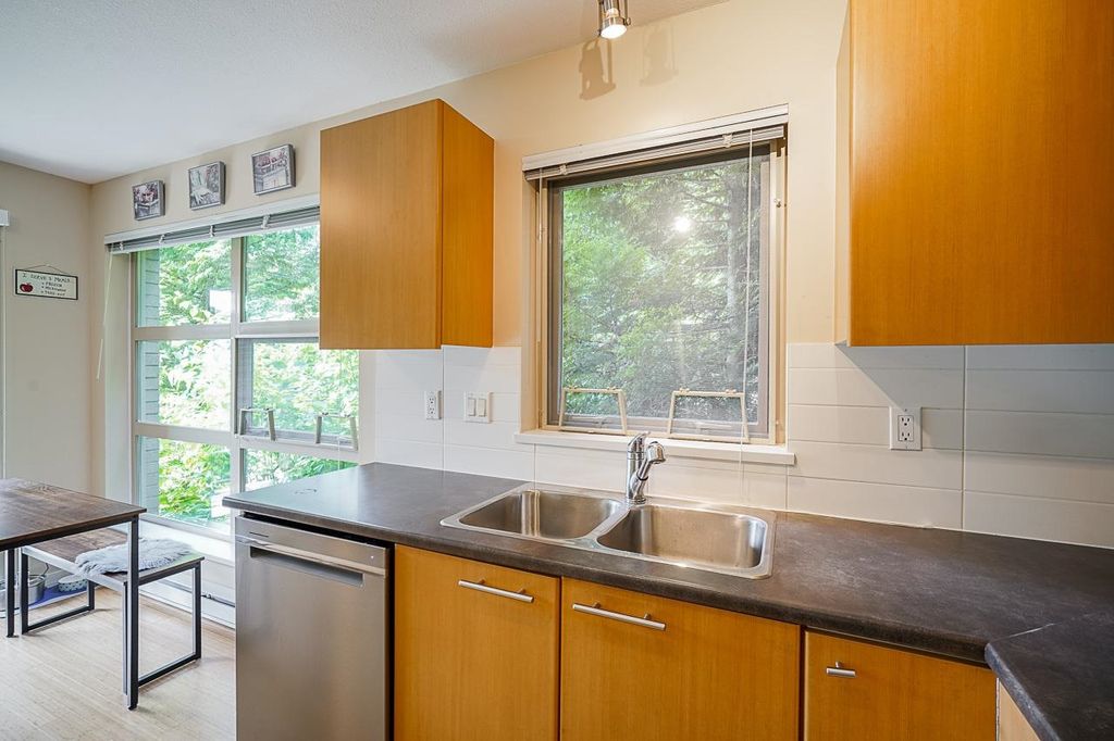 listing image 1106917292969703388