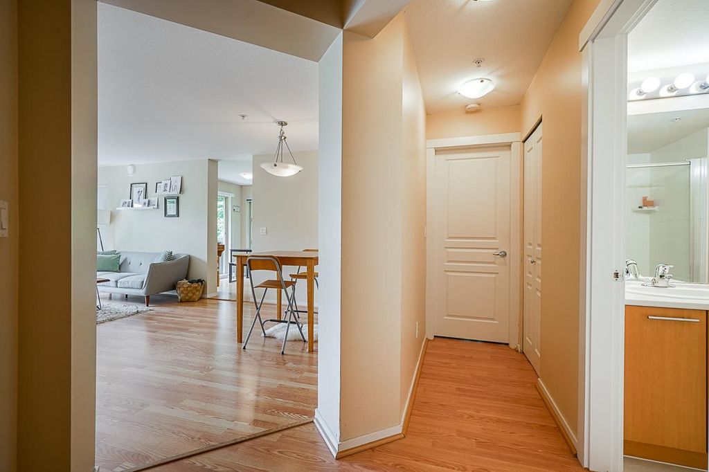 listing image 1100673900283241832