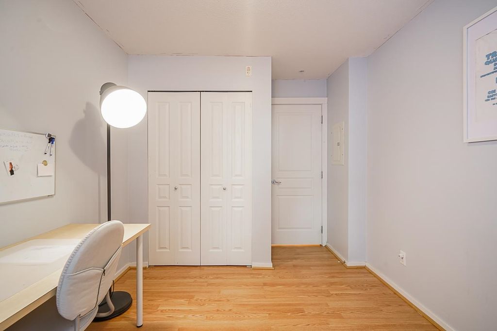 listing image 1109478608824933944