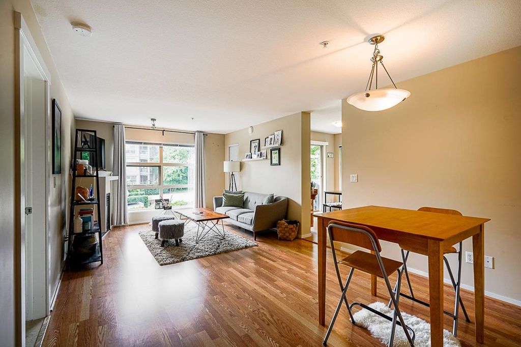 listing image 1106360156562830687