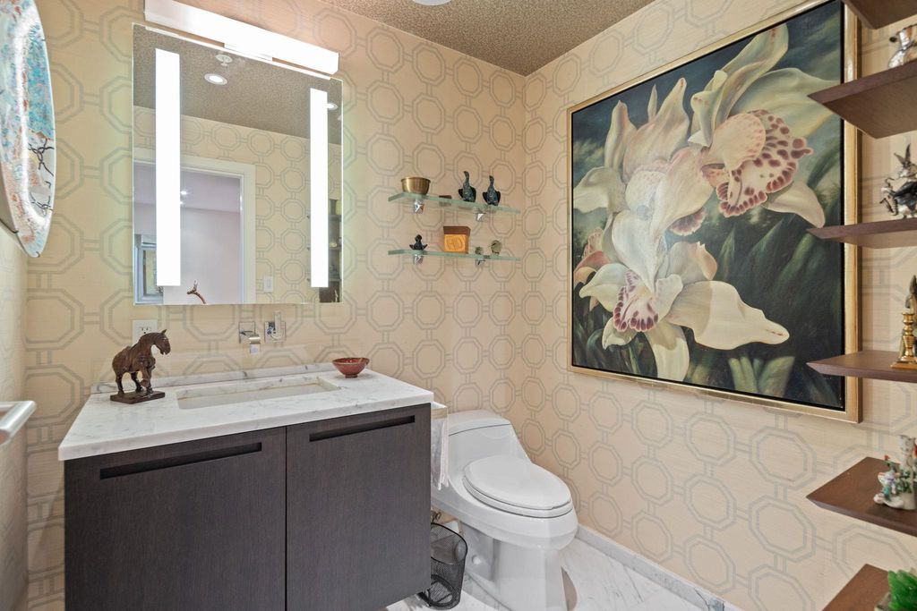 listing image 1106754949314245249