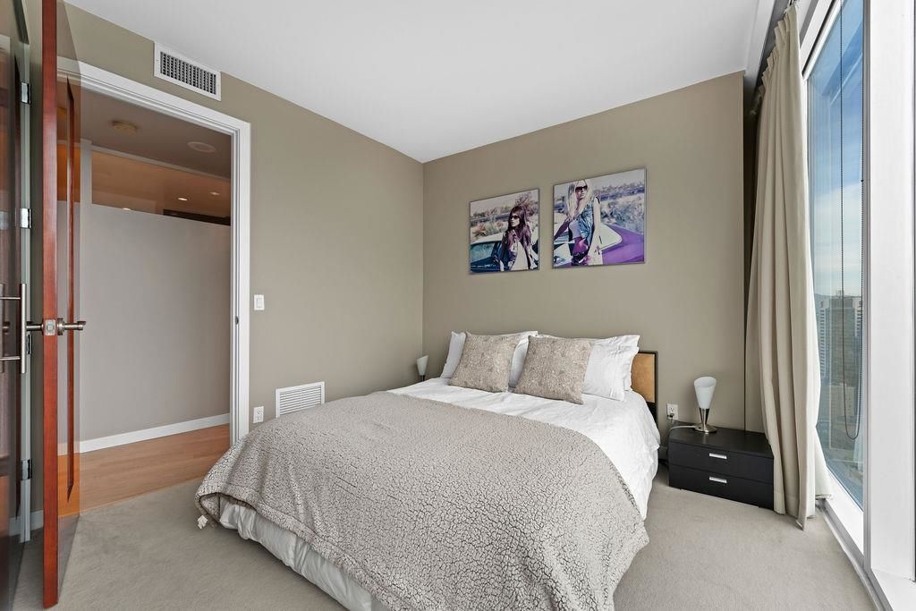 listing image 1105303573415114087